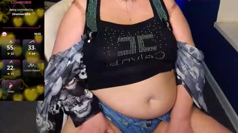 Snapshot of kira_kennet chatting on 03-10-26, 06:24 Kira Kennet online show from 03-10-26, 06:24