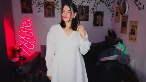 Kira VanKick online show from 10-22-25, 08:41