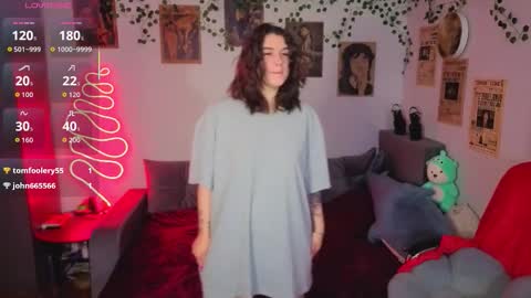 Kira VanKick online show from 11-11-25, 04:51