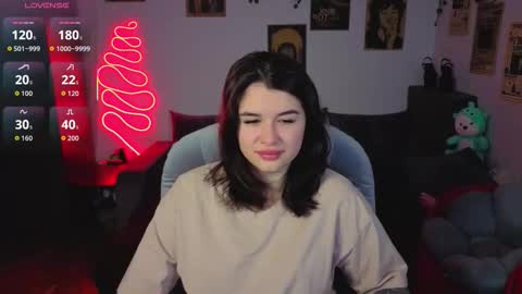 Kira VanKick online show from 11-15-25, 08:33