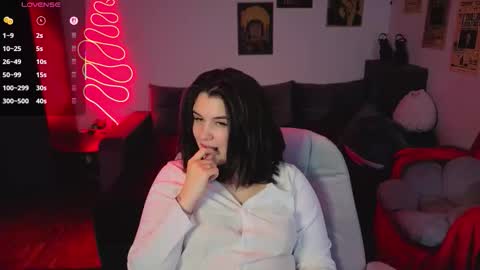 Kira VanKick online show from 12-03-25, 05:00