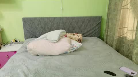 Kira online show from 02-23-26, 06:33