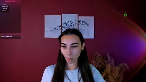 Snapshot of kira_light__ chatting on 11-14-25, 08:18 kira_light__ online show from 11-14-25, 08:18