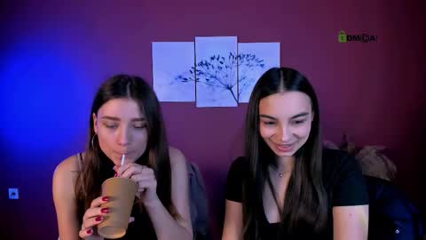 Snapshot of kira_light__ chatting on 11-28-25, 07:16 kira_light__ online show from 11-28-25, 07:16