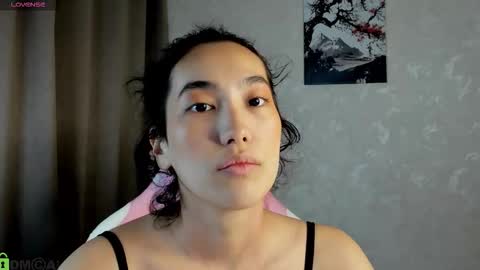 Aura online show from 11-30-25, 03:21