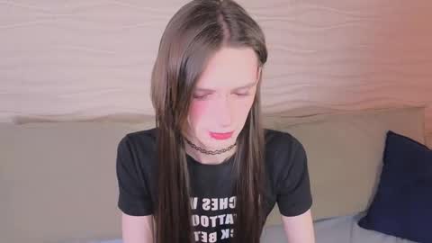 Snapshot of kira_long chatting on 01-17-26, 05:34 MADI online show from 01-17-26, 05:34