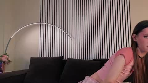 Snapshot of kira_long chatting on 02-08-26, 05:44 MADI online show from 02-08-26, 05:44