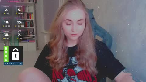 Snapshot of kira_love_sleep chatting on 02-22-25, 05:24 you know thumb up me please its important online show from 02-22-25, 05:24