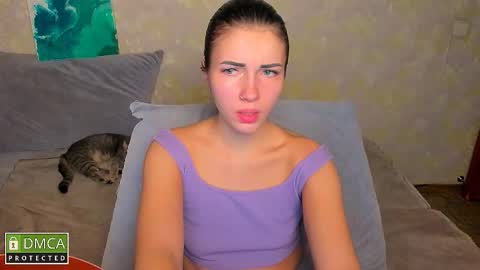 Snapshot of kira_moon_1 chatting on 11-02-25, 06:54 Kira online show from 11-02-25, 06:54