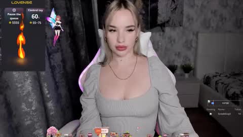 Snapshot of kirakrox chatting on 10-16-25, 07:15 kirakrox online show from 10-16-25, 07:15