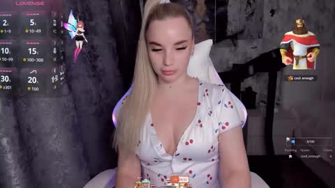 Snapshot of kirakrox chatting on 11-10-25, 06:29 kirakrox online show from 11-10-25, 06:29