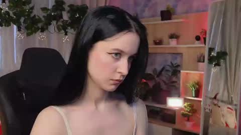Kira    online show from 02-16-25, 01:38