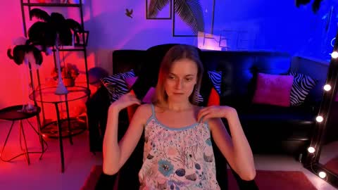 Snapshot of kiramontoyaa chatting on 02-25-25, 03:16 Kira online show from 02-25-25, 03:16