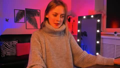 Snapshot of kiramontoyaa chatting on 03-08-25, 11:18 Kira online show from 03-08-25, 11:18