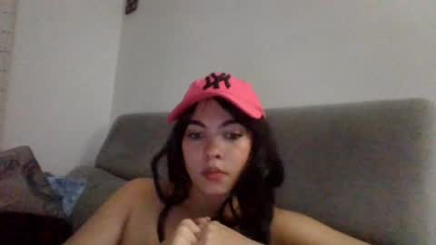 Snapshot of kiri_cute chatting on 12-10-24, 08:08 Kiri online show from 12-10-24, 08:08