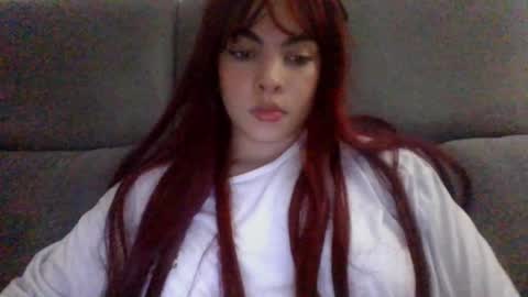 Snapshot of kiri_cute chatting on 12-14-24, 08:02 Kiri online show from 12-14-24, 08:02
