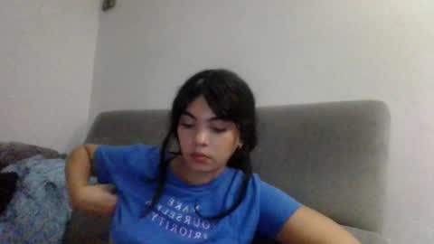 Snapshot of kiri_cute chatting on 12-20-24, 05:47 Kiri online show from 12-20-24, 05:47