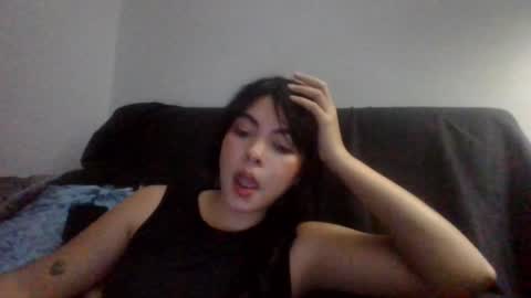 Snapshot of kiri_cute chatting on 01-11-25, 05:20 Kiri online show from 01-11-25, 05:20