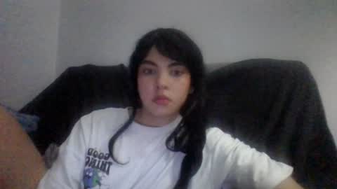 Snapshot of kiri_cute chatting on 01-13-25, 05:33 Kiri online show from 01-13-25, 05:33
