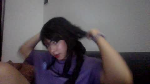 Snapshot of kiri_cute chatting on 01-16-25, 05:21 Kiri online show from 01-16-25, 05:21