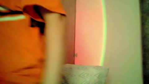 Snapshot of kiri_cute chatting on 09-13-25, 04:56 Kiri online show from 09-13-25, 04:56