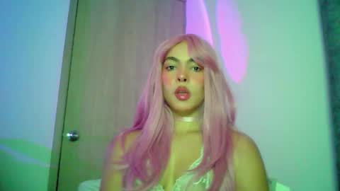 Snapshot of kiri_cute chatting on 09-16-25, 04:46 Kiri online show from 09-16-25, 04:46