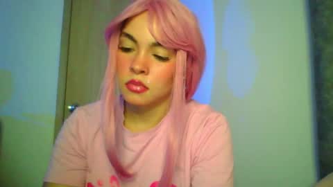 Snapshot of kiri_cute chatting on 10-16-25, 04:24 Kiri online show from 10-16-25, 04:24