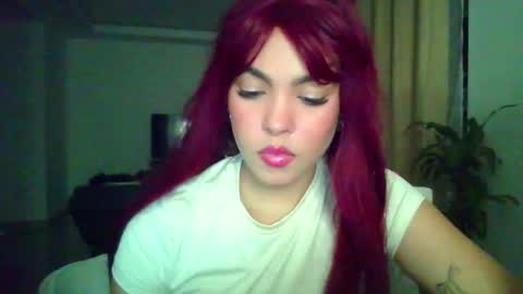 Snapshot of kiri_cute chatting on 11-19-25, 04:34 Kiri online show from 11-19-25, 04:34