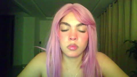 Snapshot of kiri_cute chatting on 11-25-25, 04:34 Kiri online show from 11-25-25, 04:34