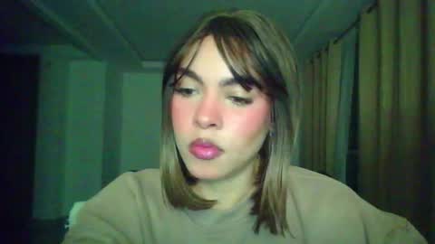 Snapshot of kiri_cute chatting on 12-03-25, 04:09 Kiri online show from 12-03-25, 04:09
