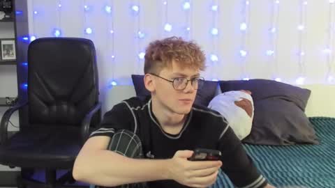 Kirill and Andrey online show from 12-02-24, 07:05