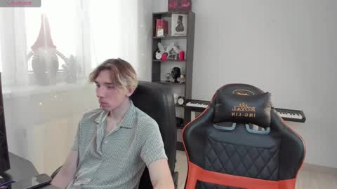 Kirill and Andrey online show from 02-05-25, 12:38