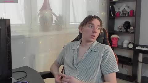 Kirill and Andrey online show from 02-07-25, 11:45