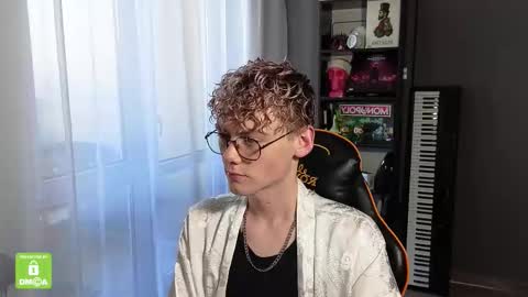 Kirill and Andrey online show from 09-21-25, 08:49