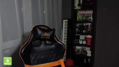 Kirill and Andrey online show from 09-30-25, 10:04