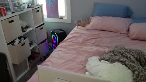 Onya online show from 01-04-25, 05:37