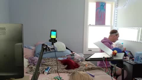 Onya online show from 02-22-25, 06:19