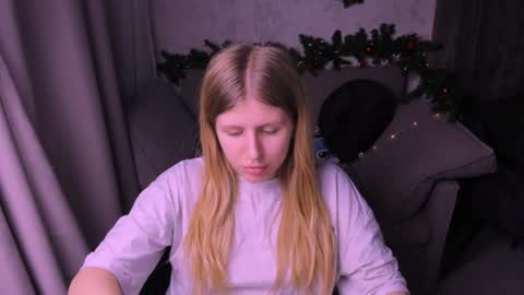 Kira online show from 12-13-24, 09:41