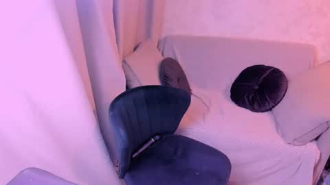 Kira online show from 02-01-25, 09:40