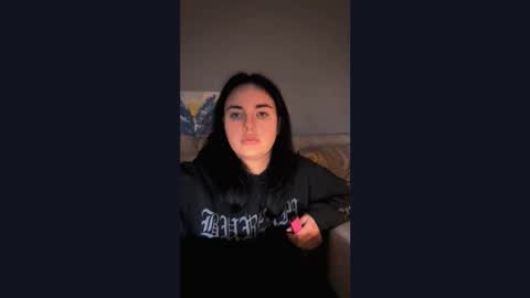 Kira online show from 10-28-25, 07:16