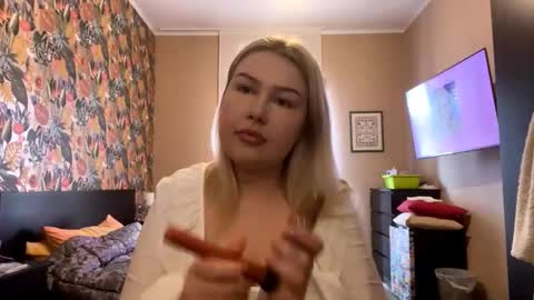 Kisha online show from 11-21-25, 09:30