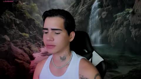 kiss_whitee online show from 02-28-26, 06:58