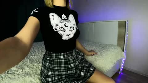 KissAllisse online show from 01-24-25, 12:10