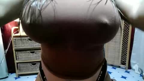 Snapshot of kisses_asian143 chatting on 02-09-26, 11:14 VICTORIA online show from 02-09-26, 11:14