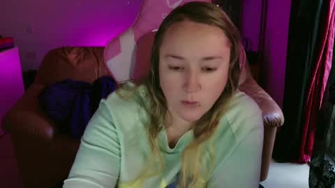 kissica online show from 01-23-25, 03:43