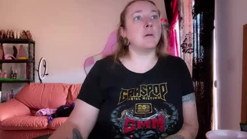 Snapshot of kissica chatting on 10-29-25, 06:15 kissica online show from 10-29-25, 06:15