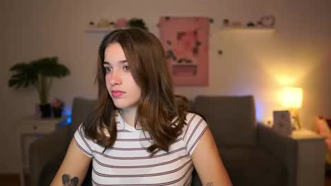 Sisi online show from 01-08-26, 02:19