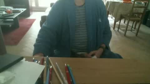 Snapshot of kisslog1 chatting on 10-18-25, 07:20 kisslog1 online show from 10-18-25, 07:20