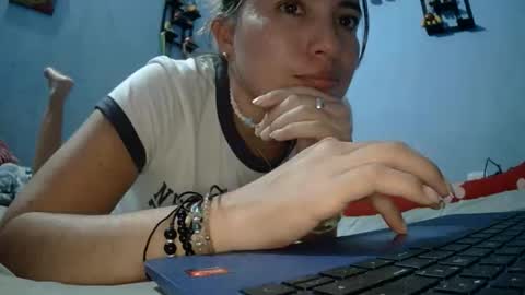 Erika paul online show from 04-04-26, 11:13