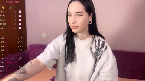 Snapshot of kissmenastya chatting on 11-02-25, 03:25 Nastya online show from 11-02-25, 03:25